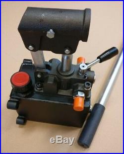 Hydraulic hand pump for double acting cylinder, closed center. 2.75in3, 2320 PSI